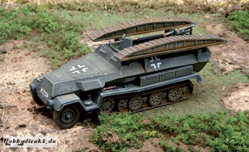 1:72 Sd.Kfz.251/7 Pionierpanzerwagen Carson 7062 510007062