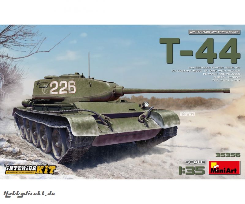 1:35 T-44 m. Interieur Carson 35356 550035356