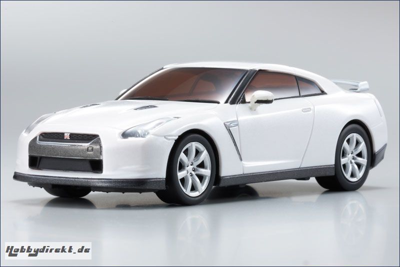 dNano Nissan GT-R Ult.,weiss Kyosho 32404W