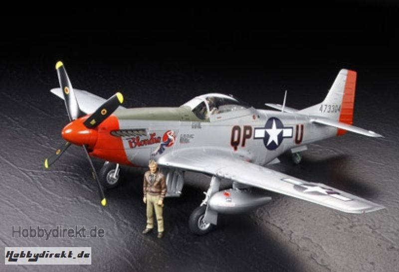 1:32 WWII North American P-51D Mustang Tamiya 60322 300060322