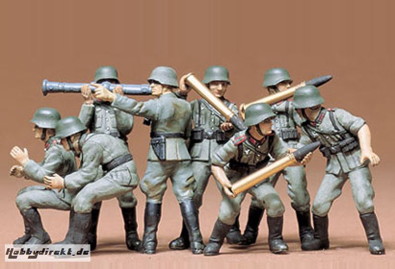 GERMAN ARTILLERY TROOPS Tamiya 35031