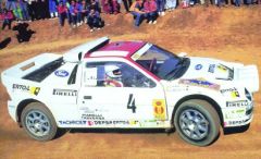 1:32 Ford RS200 Carson 3305 500003305