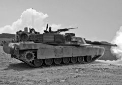 1:100 M1A1 Abrams U.S. Kampfpanzer Carson 787405 500787405