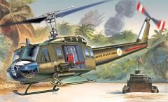 1:72 UH-1D Slick Carson 1247 510001247