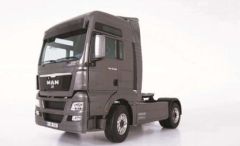 1:24 IT MAN TGX Carson 3877 510003877