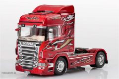 1:24 SCANIA R560 V8 Highline Red Griffin Carson 3882 510003882