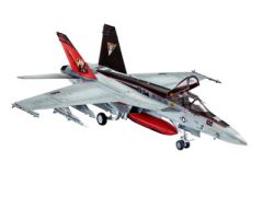 F/A-18E Super Hornet Revell 03997