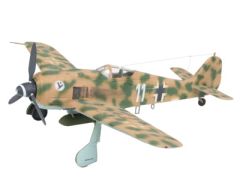 Focke Wulf Fw190 F-8 Revell 04171