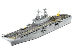 U.S.S. Kearsarge (LHD-3) Revell 05110