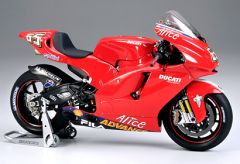 1:12 Ducati Desmosedici #65 MotoGPÂ´03 Tamiya 300014101