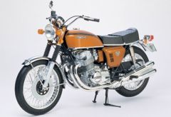 HONDA CB 750 FOUR 1/6 Tamiya 16001