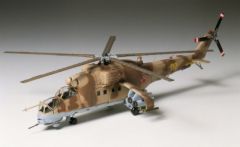 1:72 MIL Mi-24 Hind Helikopter Tamiya 60705 300060705