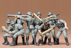 GERMAN ARTILLERY TROOPS Tamiya 35031