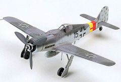 FOCKE WULF FW190 D-9 1:72 Tamiya 60751